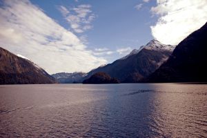 01Jun2015090653doubtful sound1.jpg